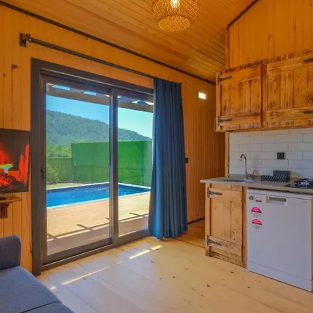 Tiny Levissi 2 Hotel